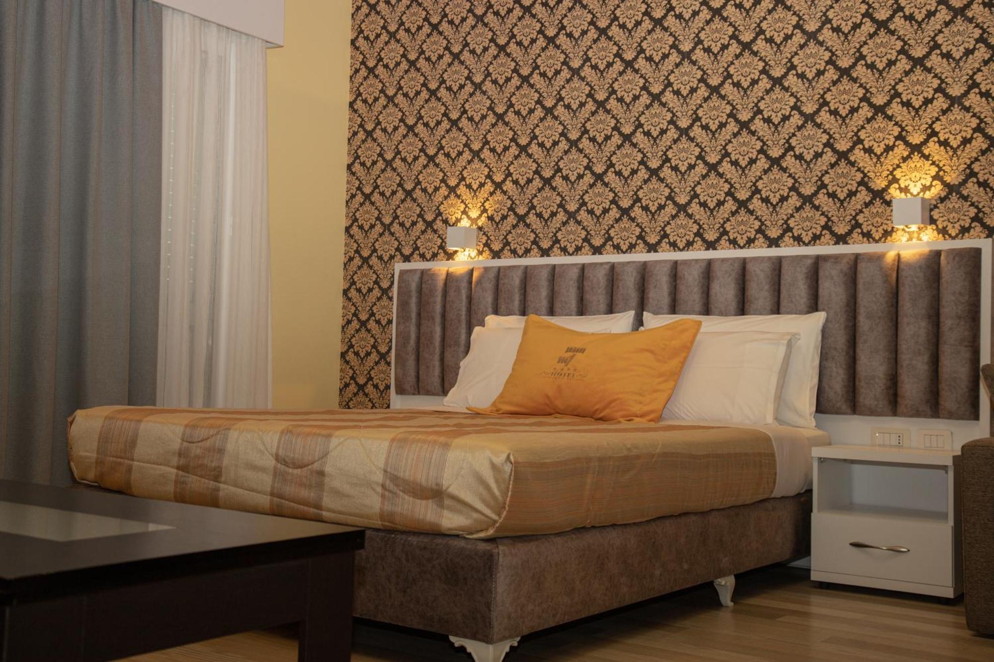 Hotell Number One