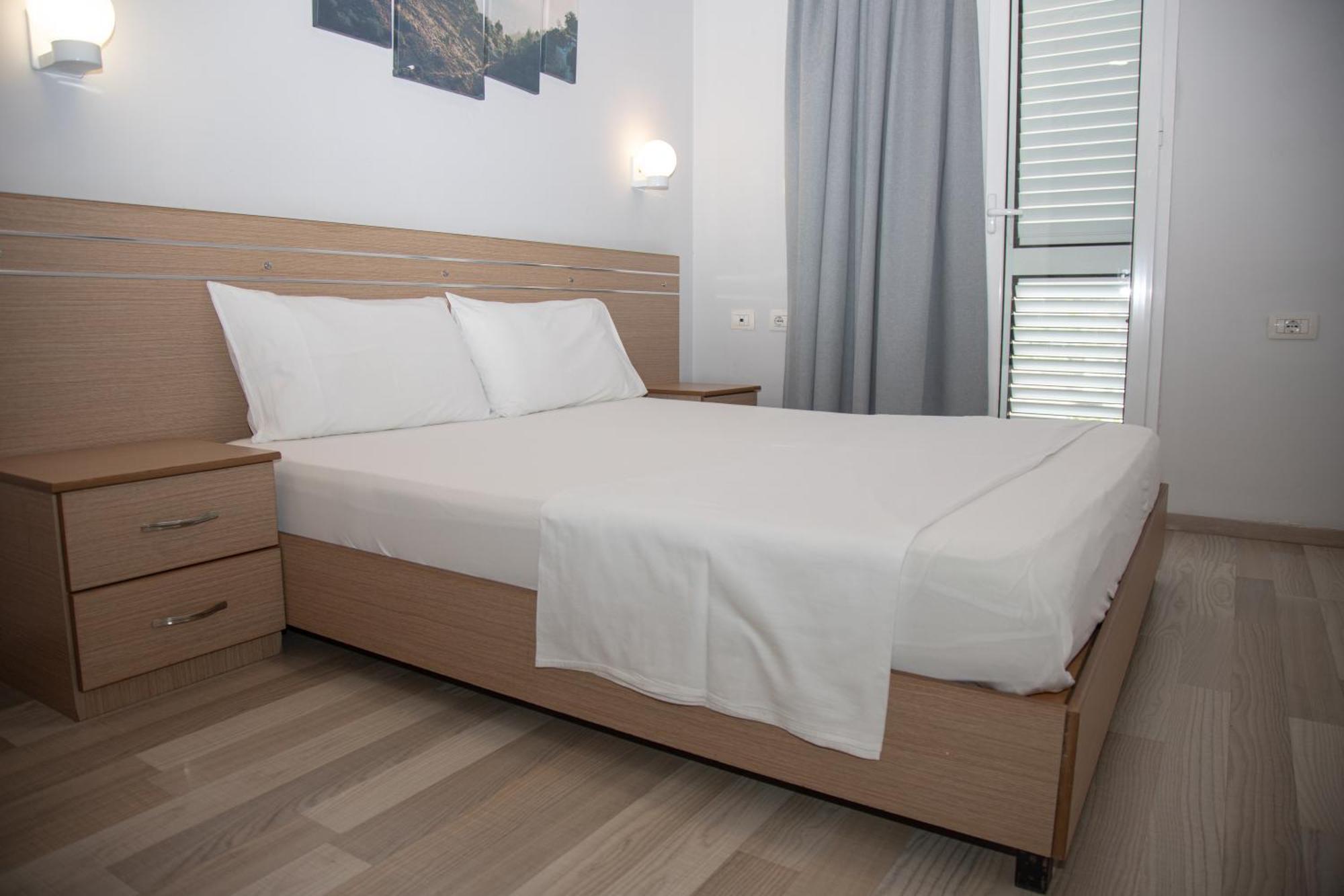 Number One Hotell
