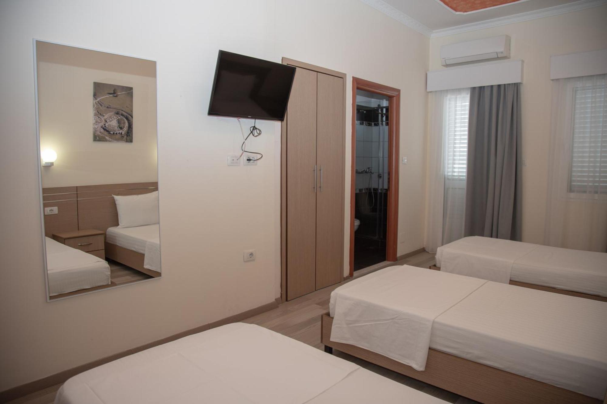 Number One 3* Gjirokastër