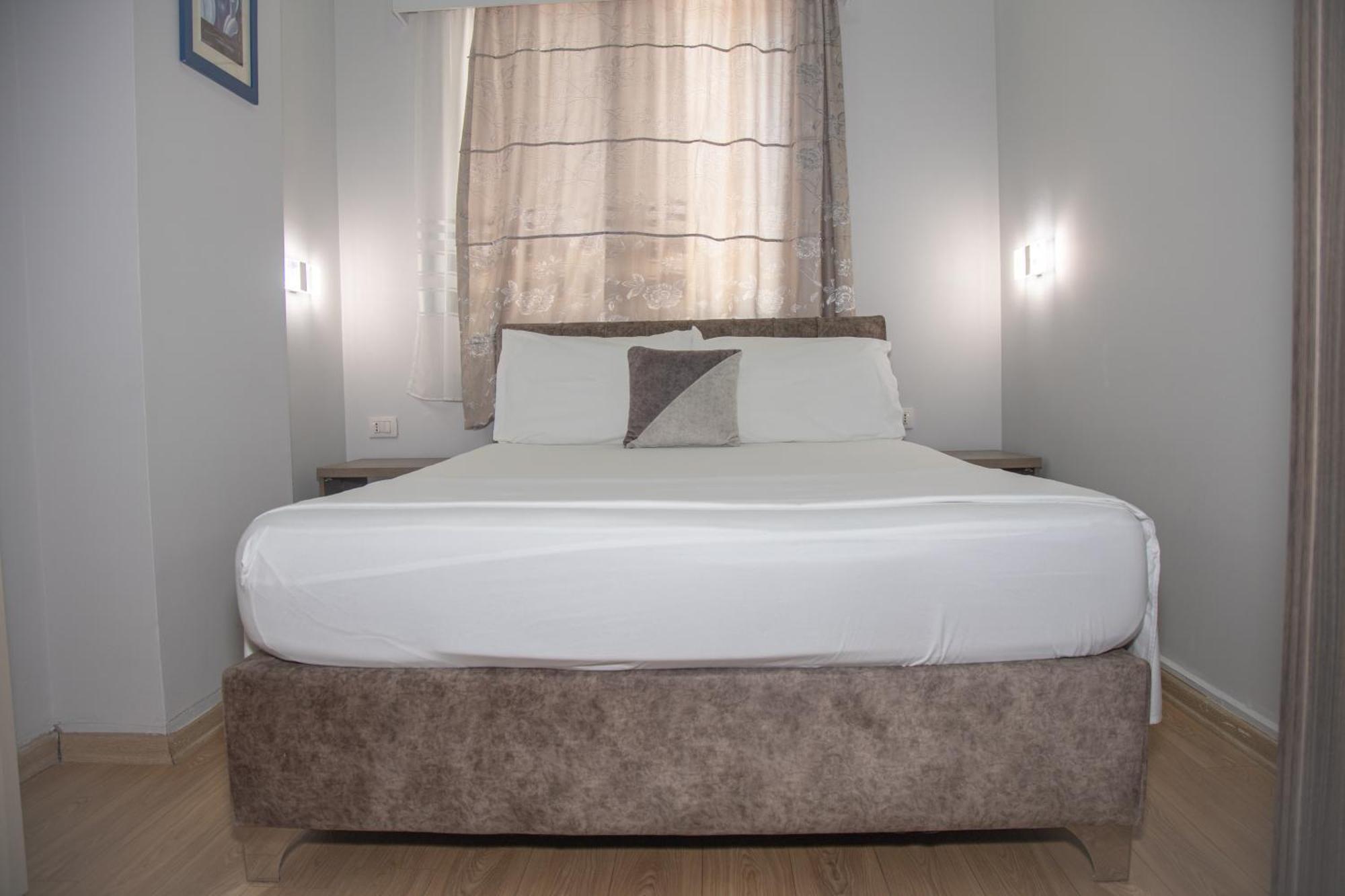 Number One Hotell